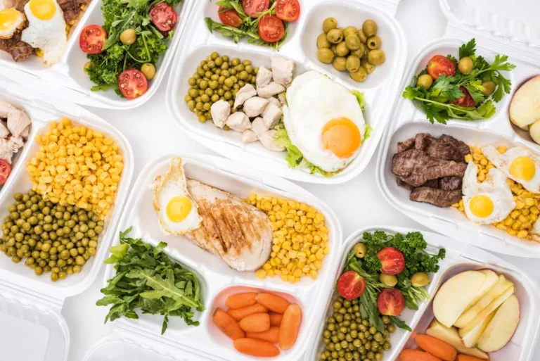 Fitness i odżywianie – catering dietetyczny dla osób aktywnych